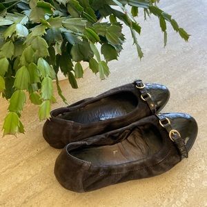 AGL brown flats 🥿